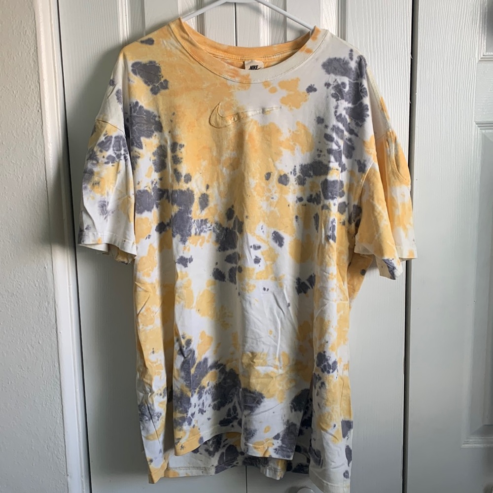 Nike tyedie sportswear shirt